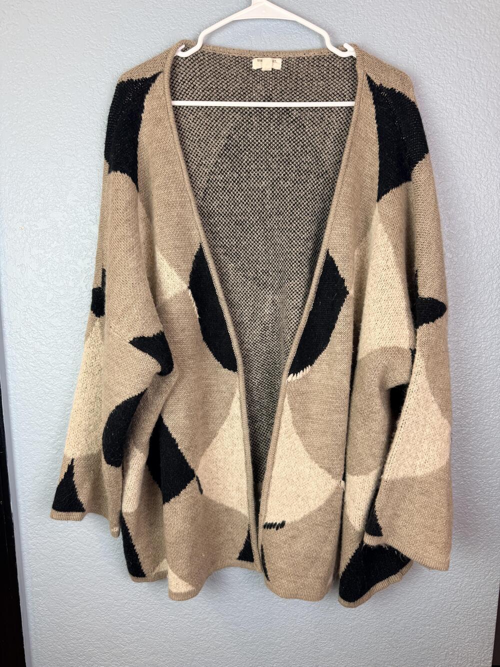 World Market Cape Sweater Womens One Size Beige Geometric Kimono Sleeve Boho